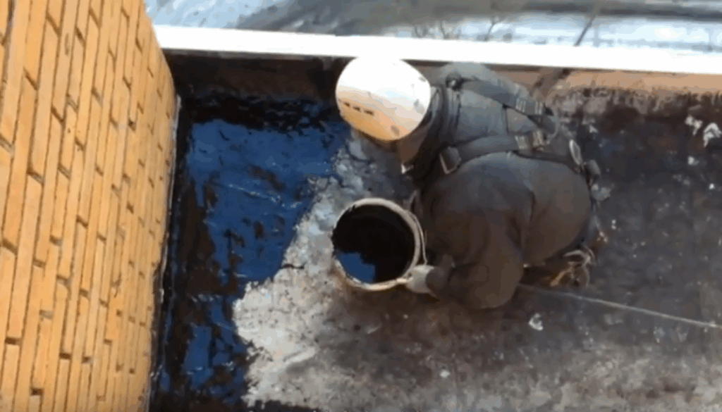 Ремонт кровли на балконе